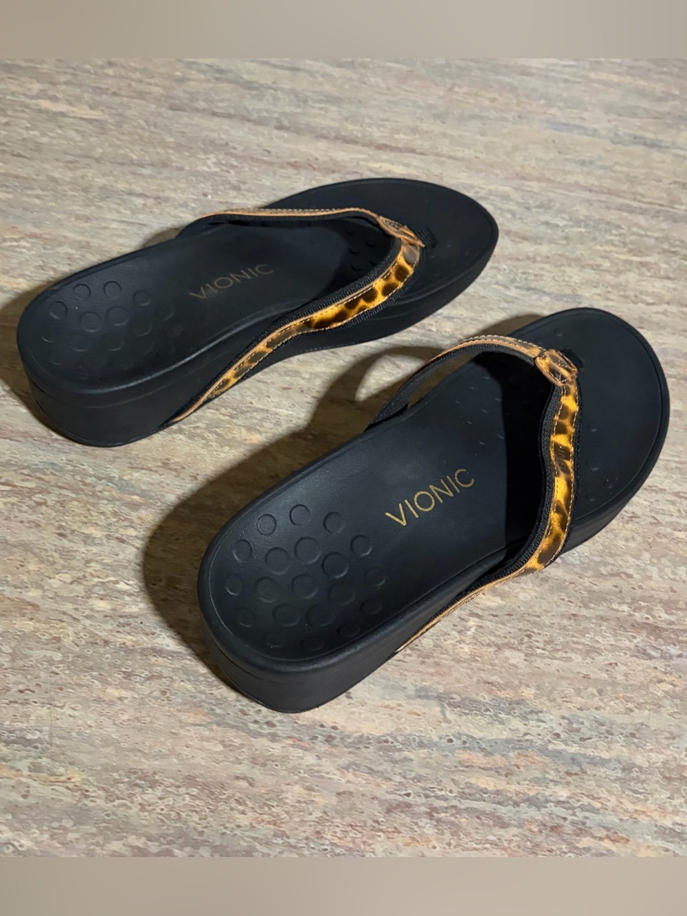 Vionic Animal Print Straps Sandals with Black Sole - Picture 8 of 12